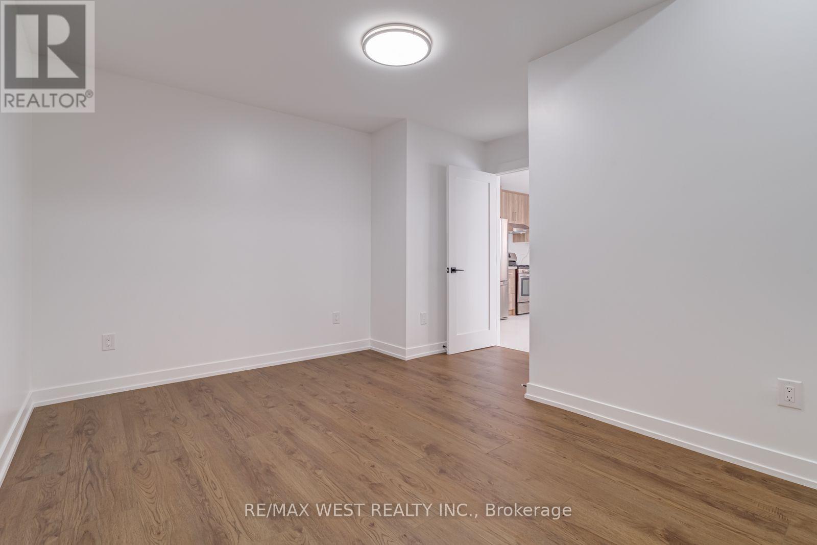 Main - 152 Clarence Street, Brampton, ON - Indoor Photo Showing Other Room