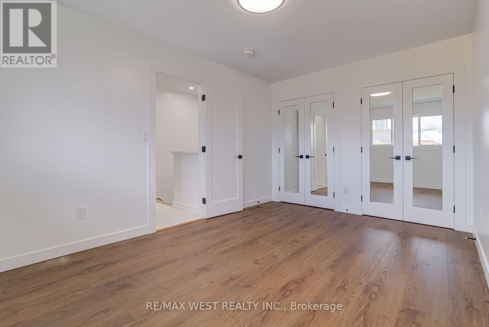 Main - 152 Clarence Street, Brampton, ON - Indoor Photo Showing Other Room