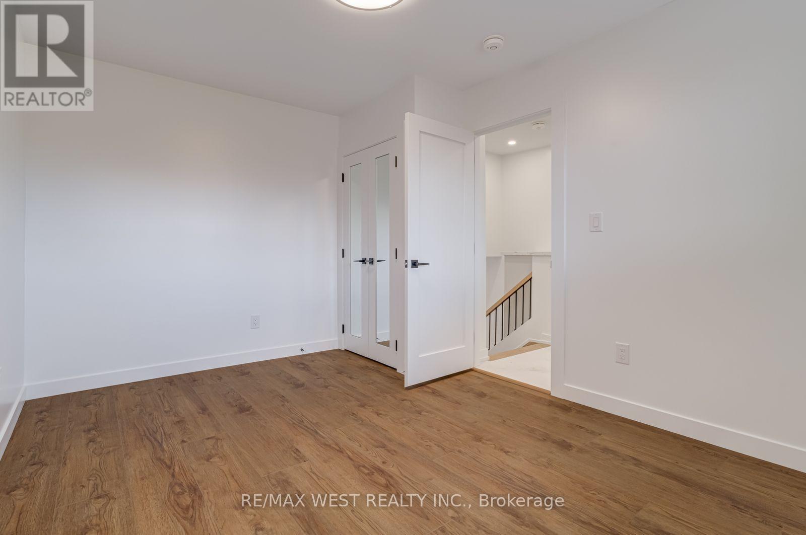 Main - 152 Clarence Street, Brampton, ON - Indoor Photo Showing Other Room