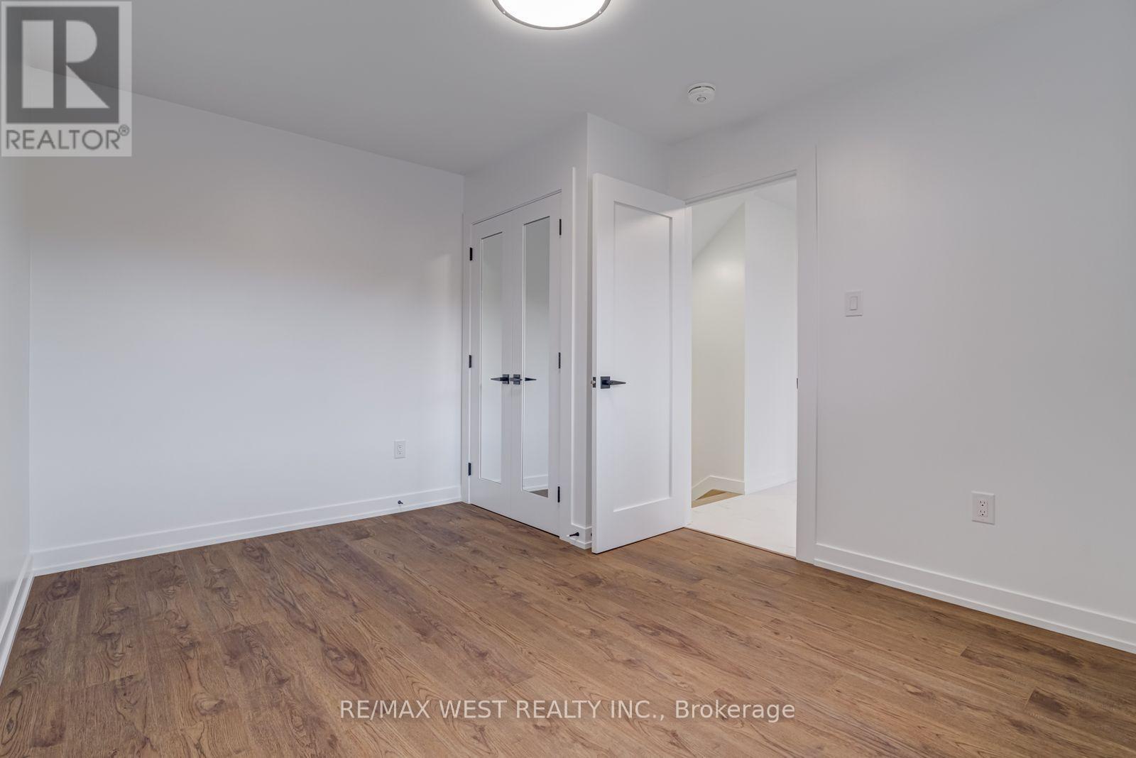 Lower - 152 Clarence Street, Brampton, ON - Indoor Photo Showing Other Room