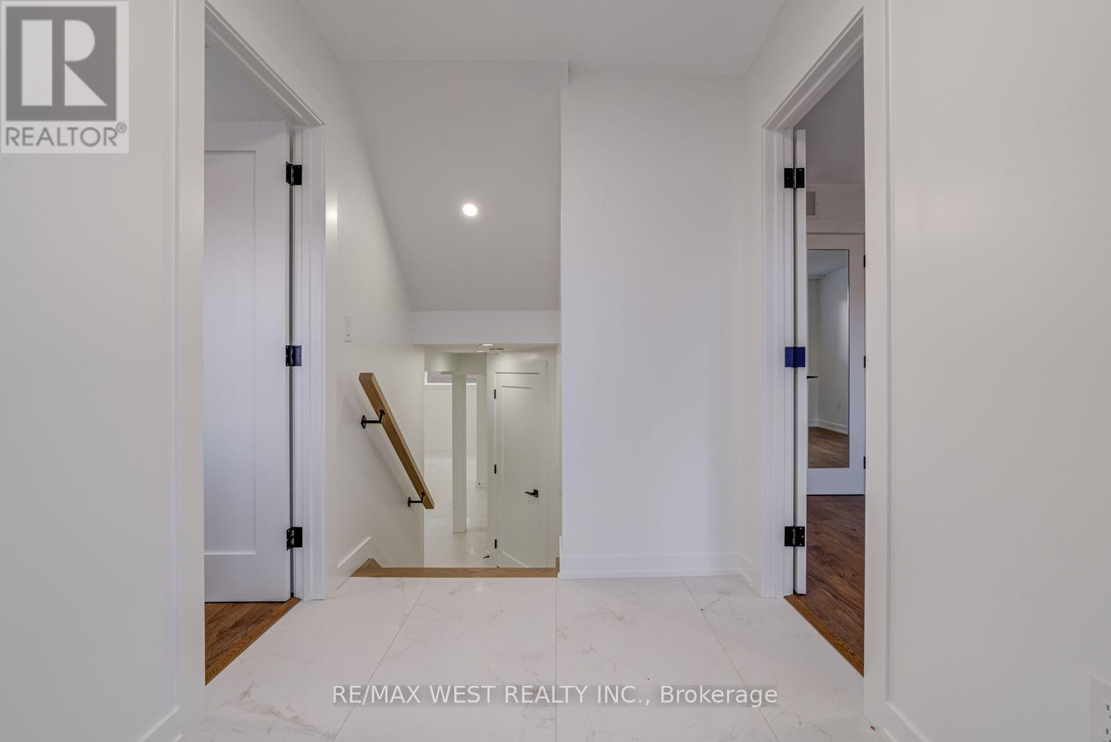 Lower - 152 Clarence Street, Brampton, ON - Photo Showing Other Room