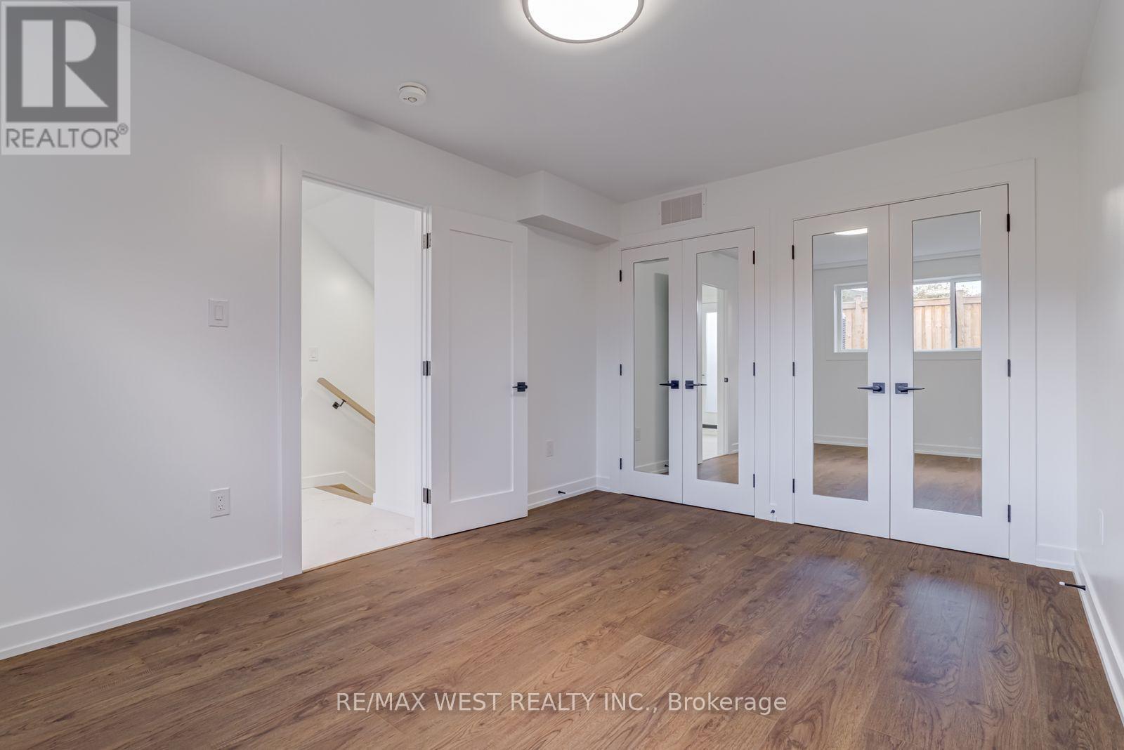 Lower - 152 Clarence Street, Brampton, ON - Indoor Photo Showing Other Room