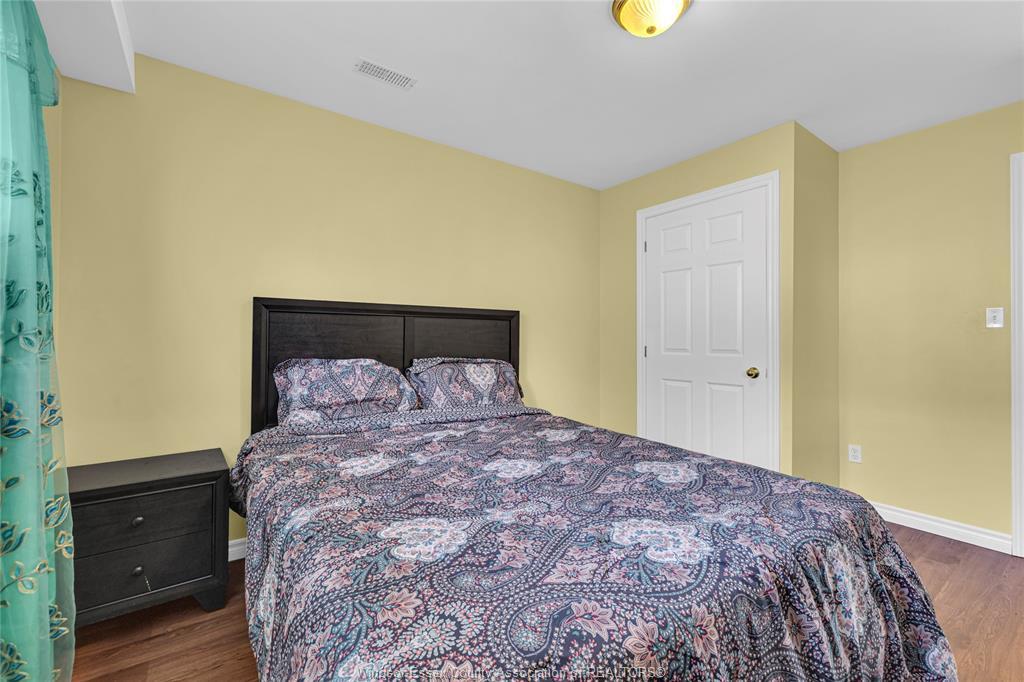 674 Labute, Tecumseh, ON