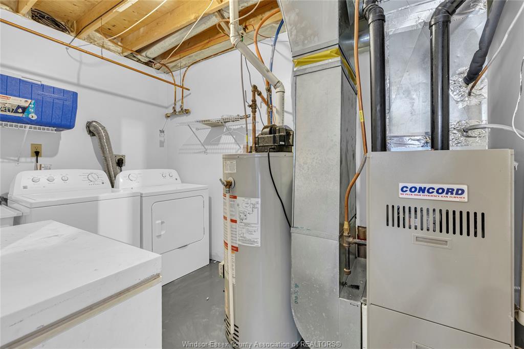 674 Labute, Tecumseh, ON