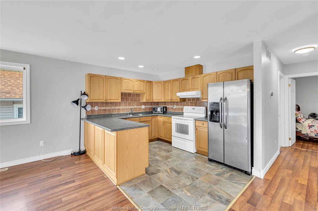 674 Labute, Tecumseh, ON