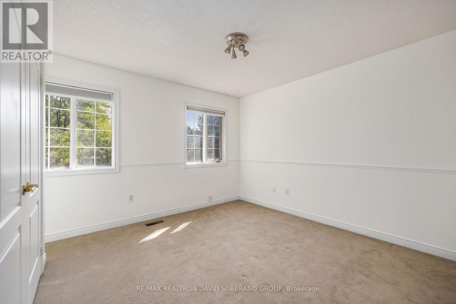 10 Tillingham Keep, Toronto, ON - Indoor Photo Showing Other Room