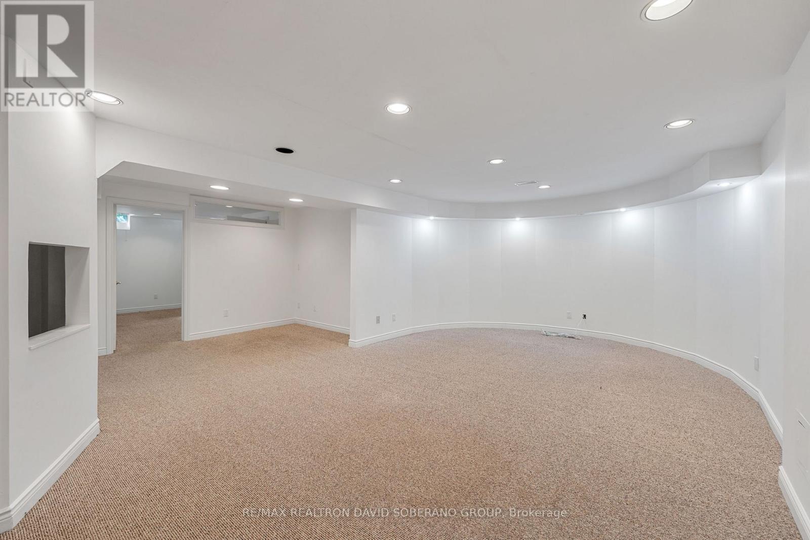 10 Tillingham Keep, Toronto, ON - Indoor Photo Showing Other Room