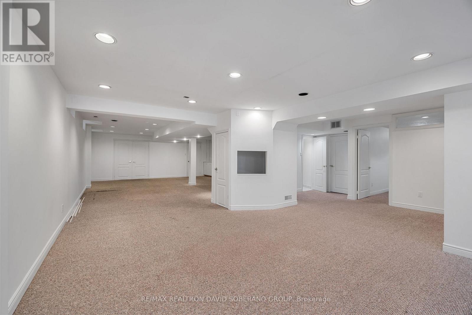 10 Tillingham Keep, Toronto, ON - Indoor Photo Showing Other Room