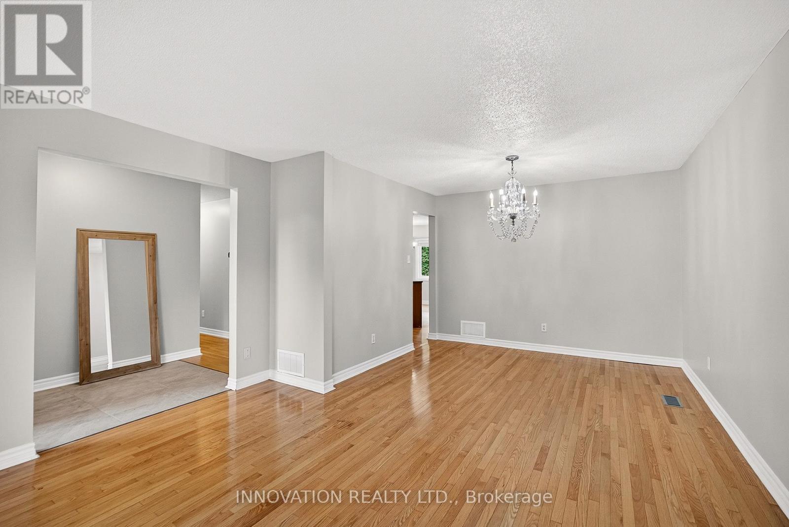 30 Randall James Drive, Ottawa, ON - Indoor Photo Showing Other Room