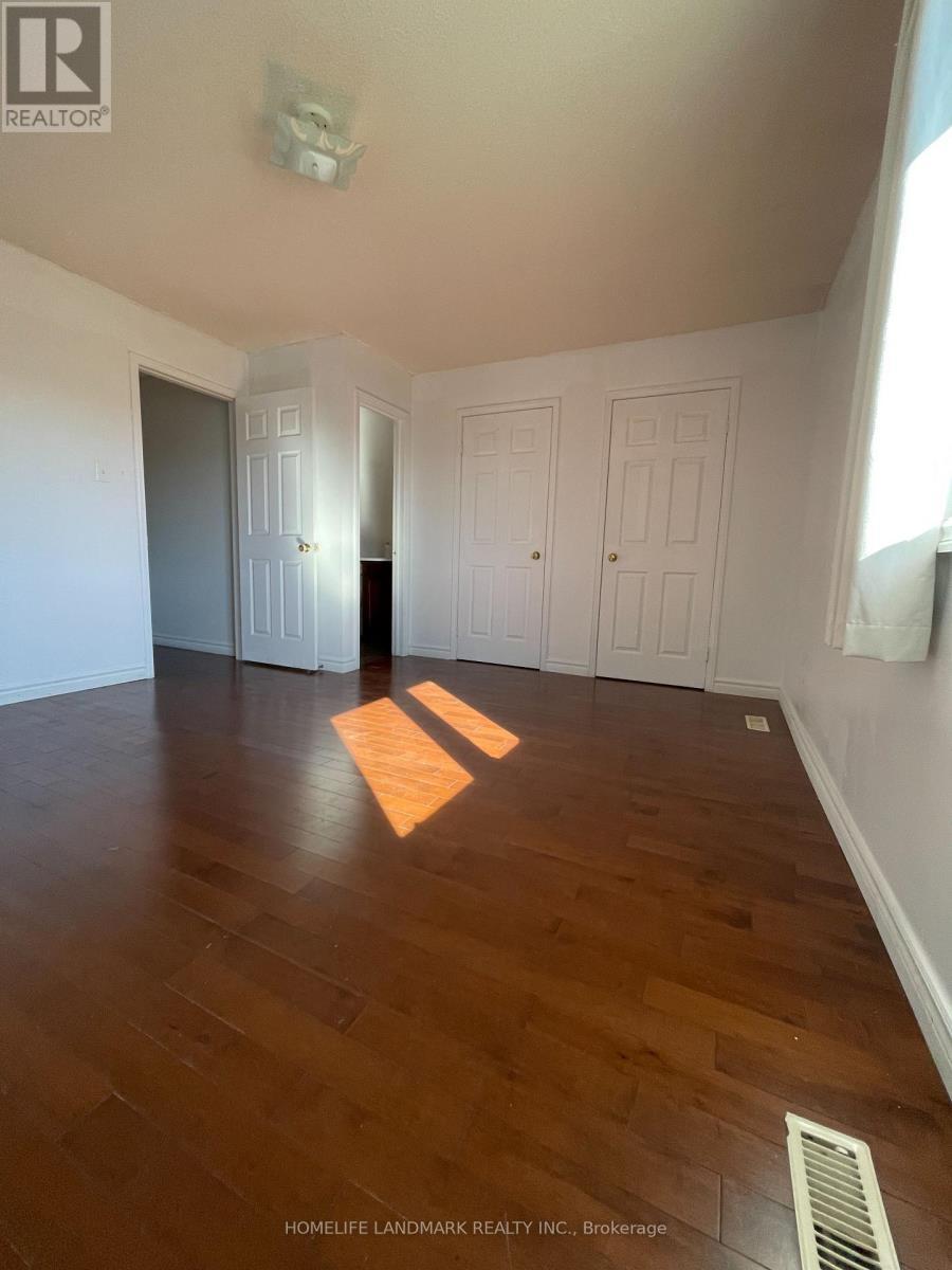 1016 Lucerne Crescent, Mississauga, ON - Indoor Photo Showing Other Room