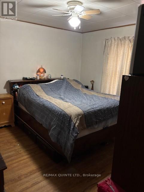 1392 Queensborough Road, Tweed (Elzevir (Twp)), ON - Indoor Photo Showing Bedroom