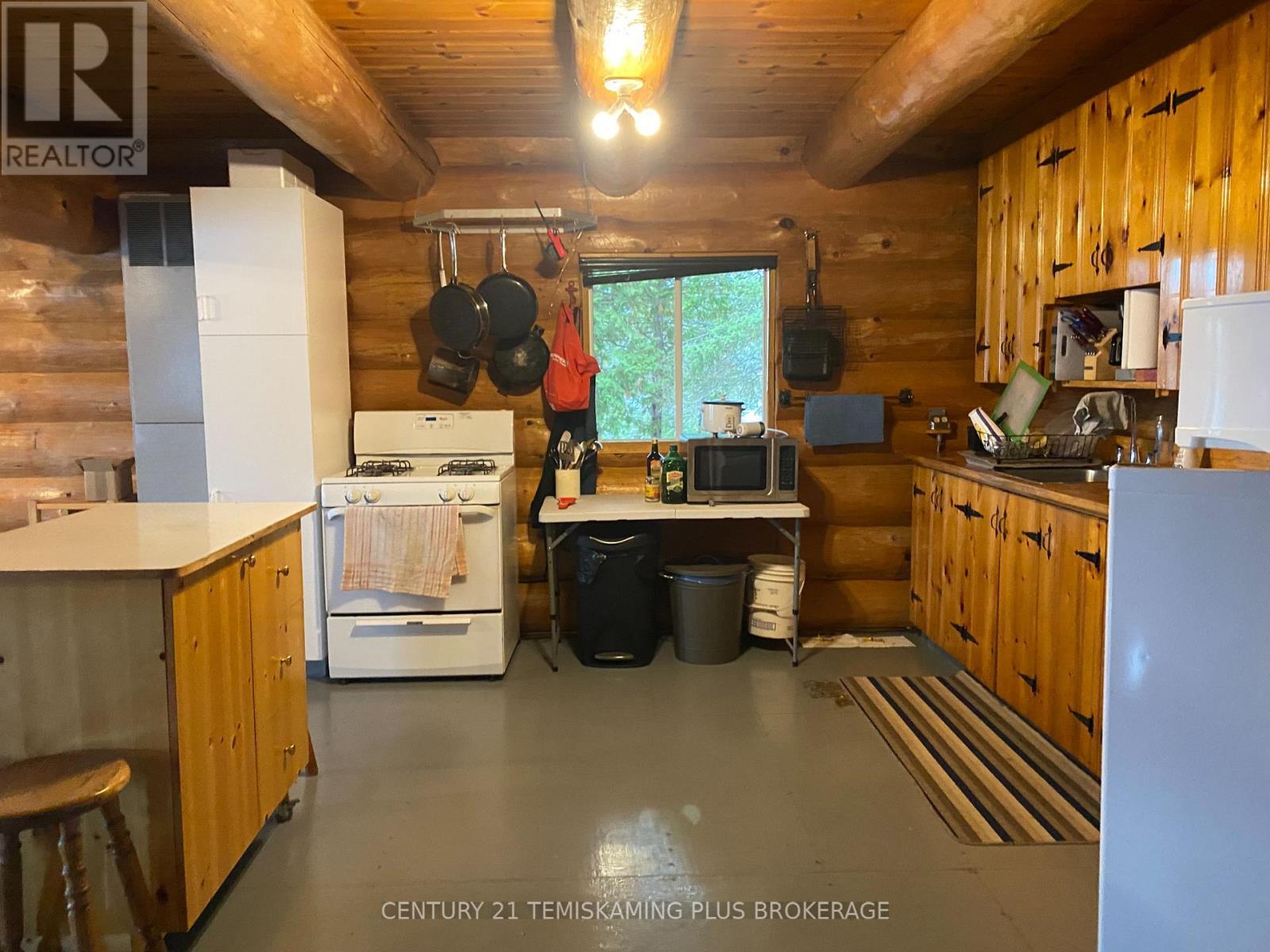 1 Weekes Island, Englehart (Central Timiskaming), ON - Indoor Photo Showing Kitchen