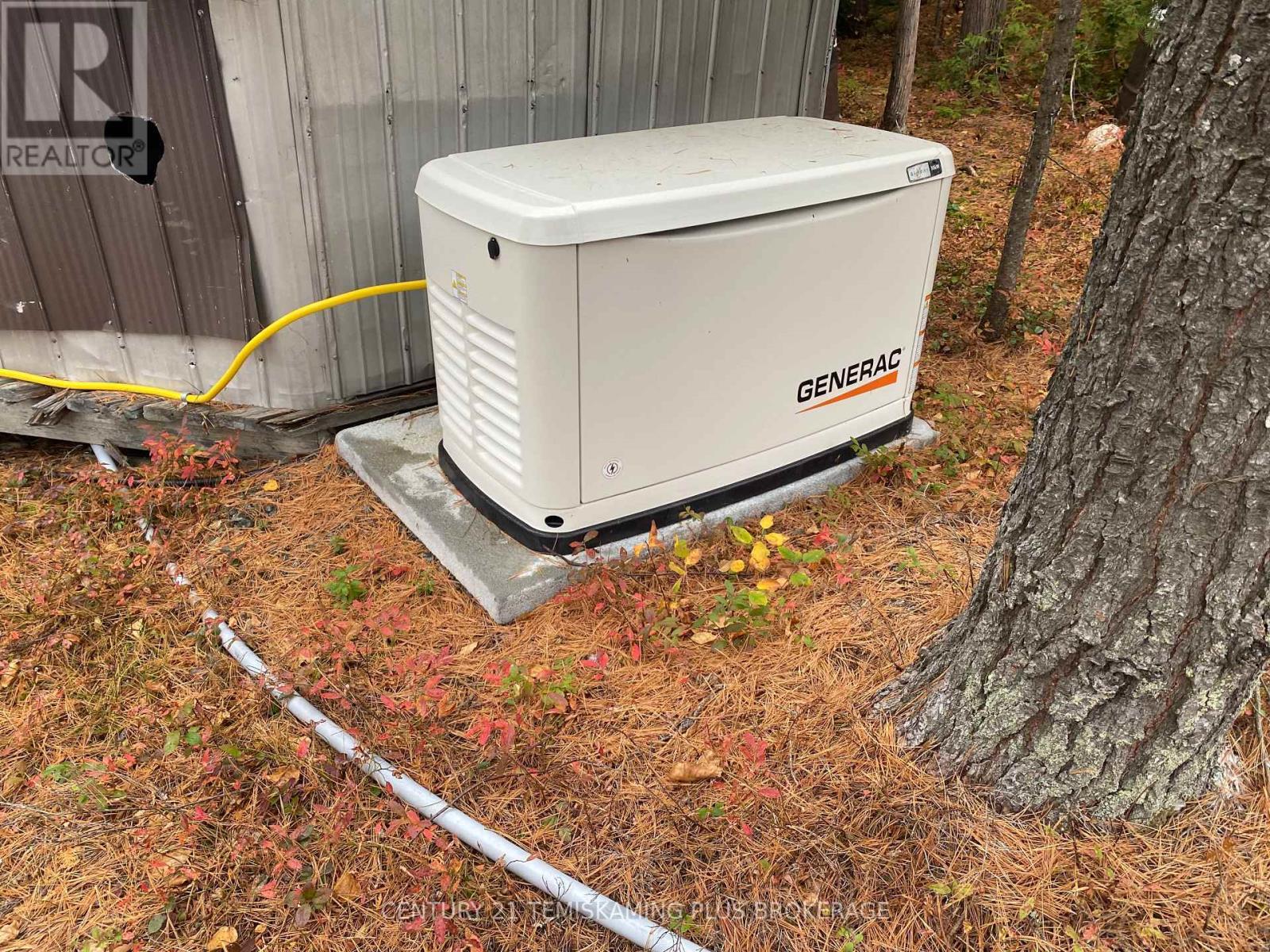 1 Weekes Island, Englehart (Central Timiskaming), ON - Outdoor