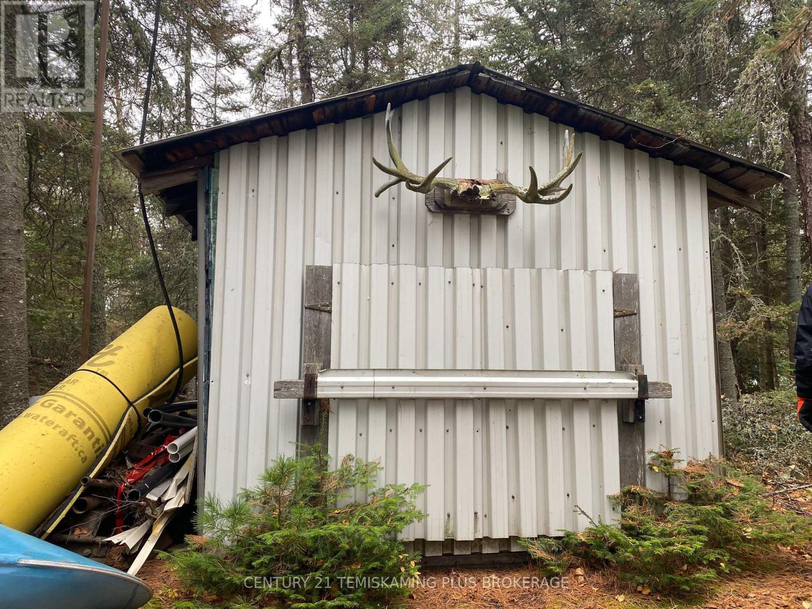 1 Weekes Island, Englehart (Central Timiskaming), ON - Outdoor With Exterior