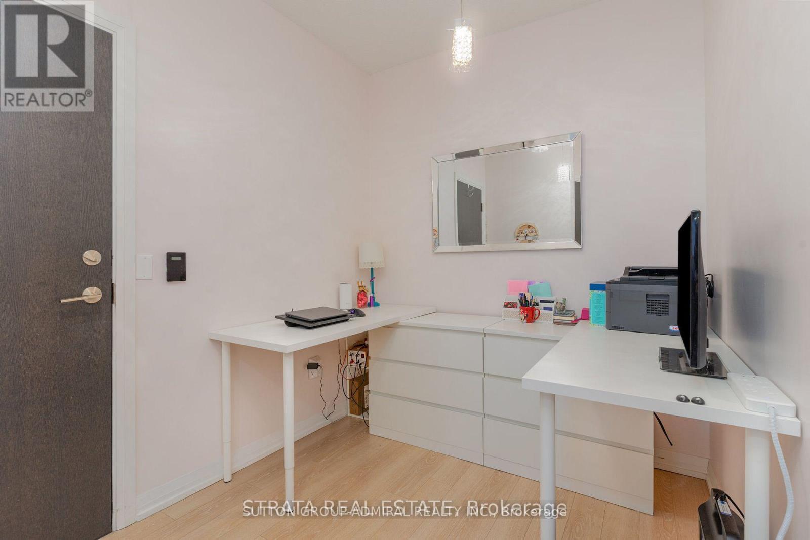 3505 - 55 Ann O'Reilly Road, Toronto, ON - Indoor