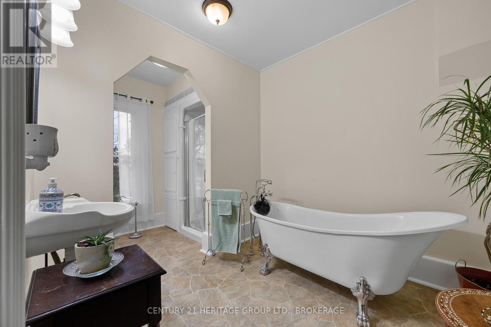 4734 County Rd 2, Asphodel-Norwood, ON - Indoor Photo Showing Other Room