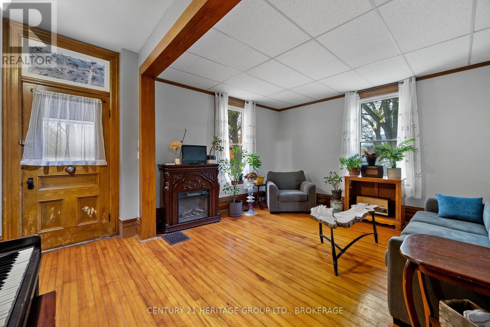 4734 County Rd 2, Asphodel-Norwood, ON - Indoor Photo Showing Living Room With Fireplace