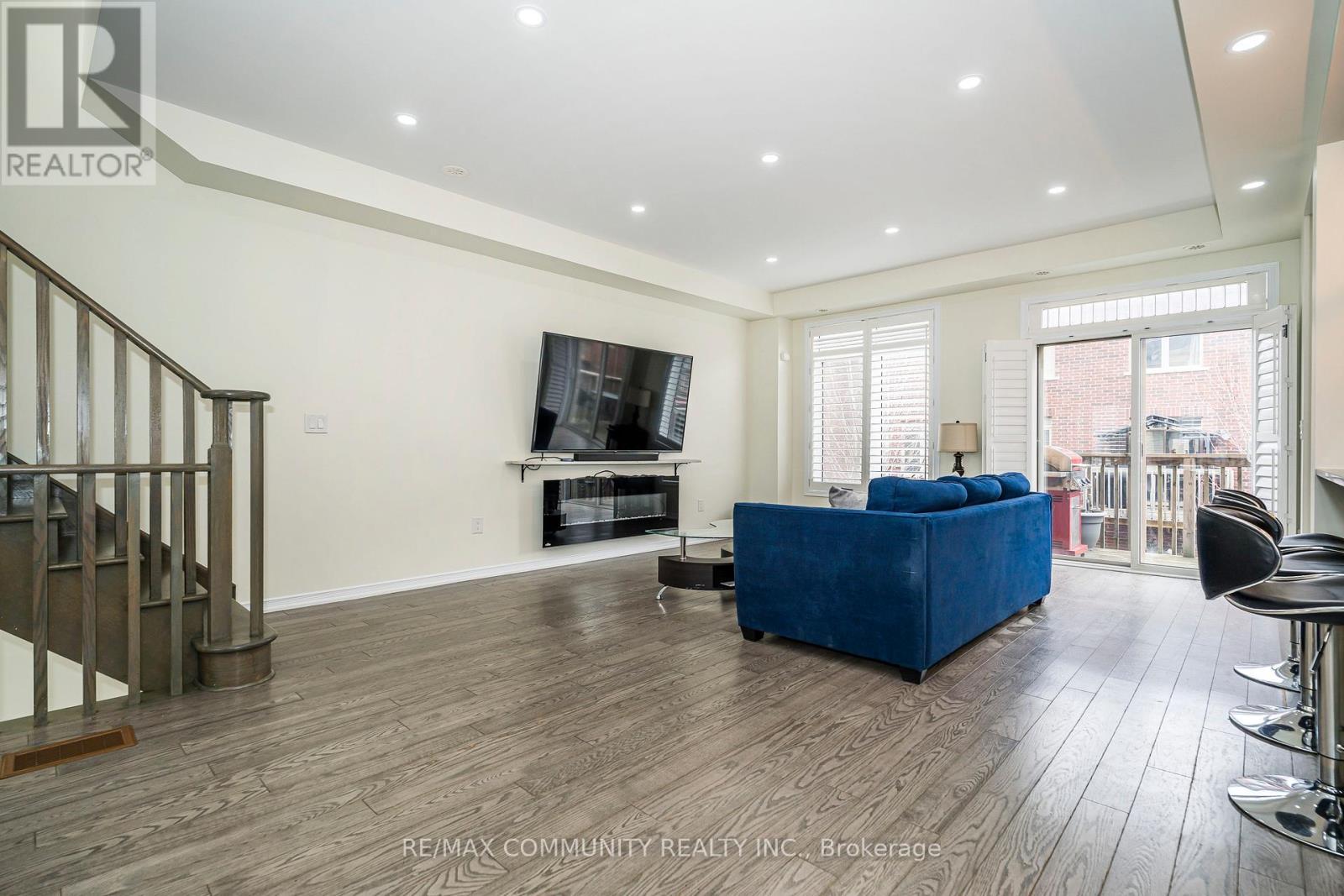 2057 Cliff Road, Mississauga, ON - Indoor Photo Showing Other Room