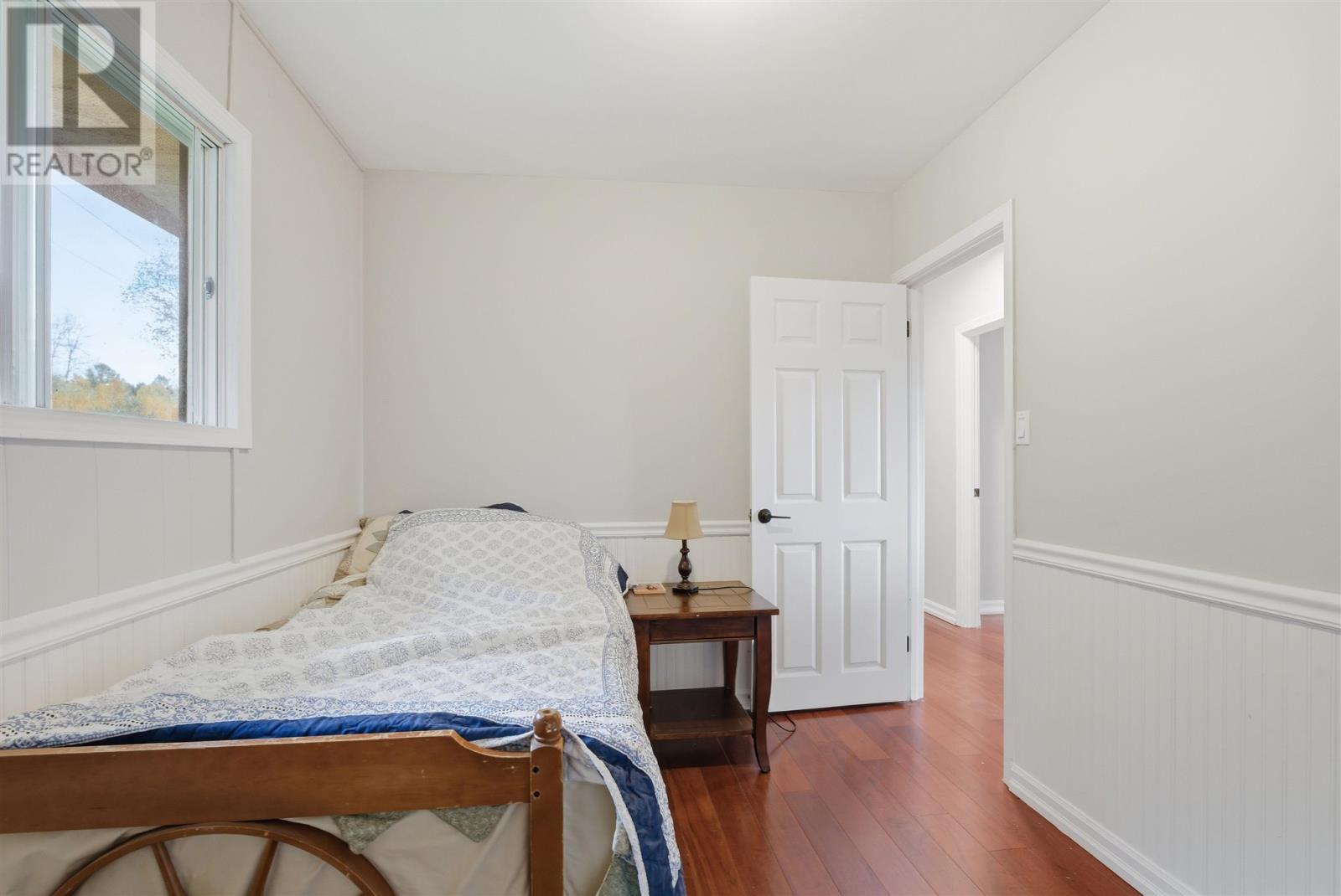 1039 Sheppards Ln, Spragge, ON - Indoor Photo Showing Bedroom
