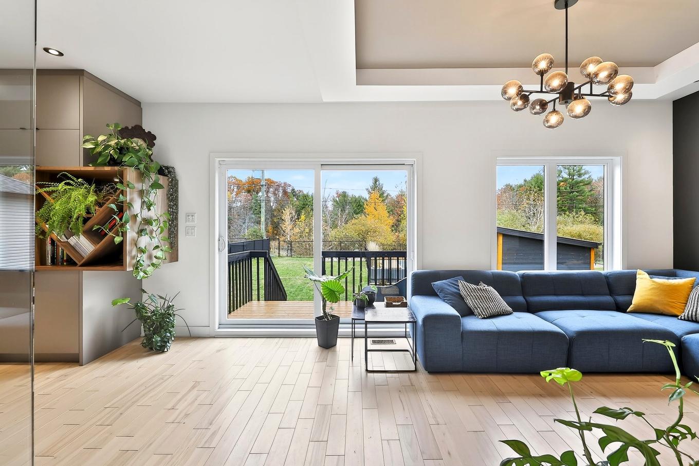 Salon - 131 Av. Du Littoral, Saint-Paul, QC - Indoor Photo Showing Living Room