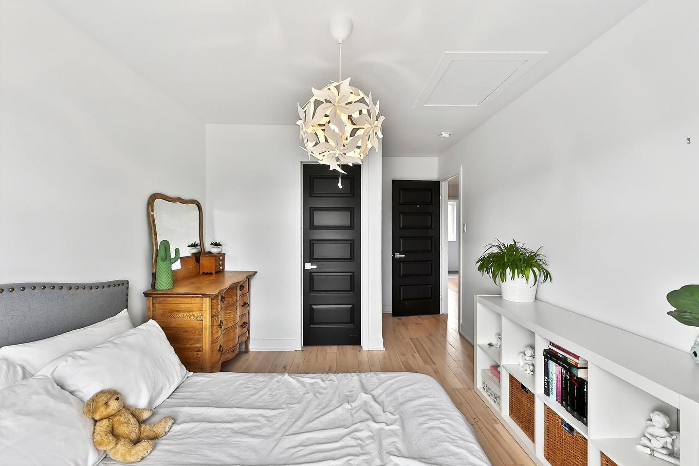 Chambre à coucher - 131 Av. Du Littoral, Saint-Paul, QC - Indoor Photo Showing Bedroom