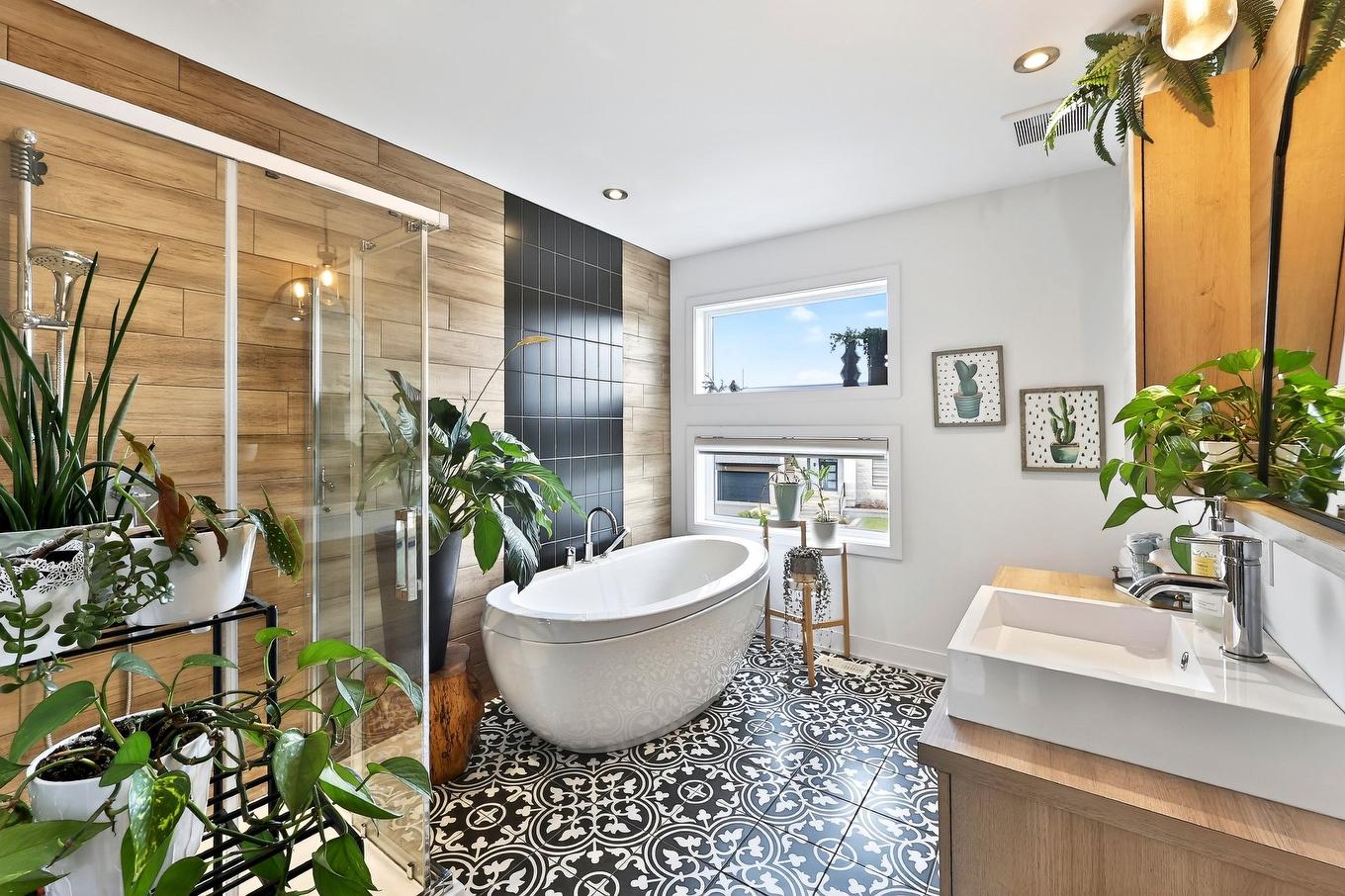 Salle de bains - 131 Av. Du Littoral, Saint-Paul, QC - Indoor Photo Showing Bathroom