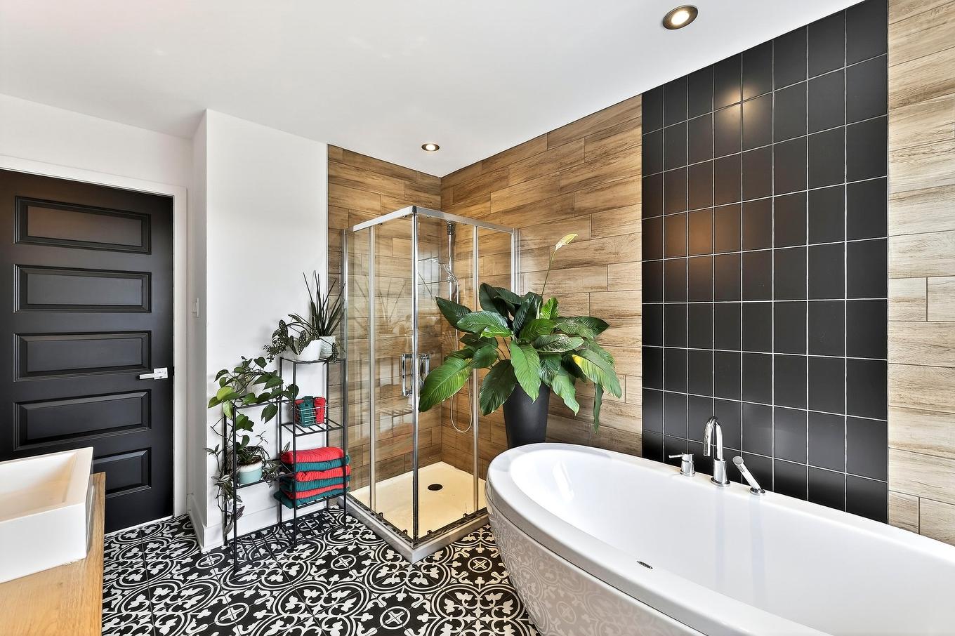 Salle de bains - 131 Av. Du Littoral, Saint-Paul, QC - Indoor Photo Showing Bathroom