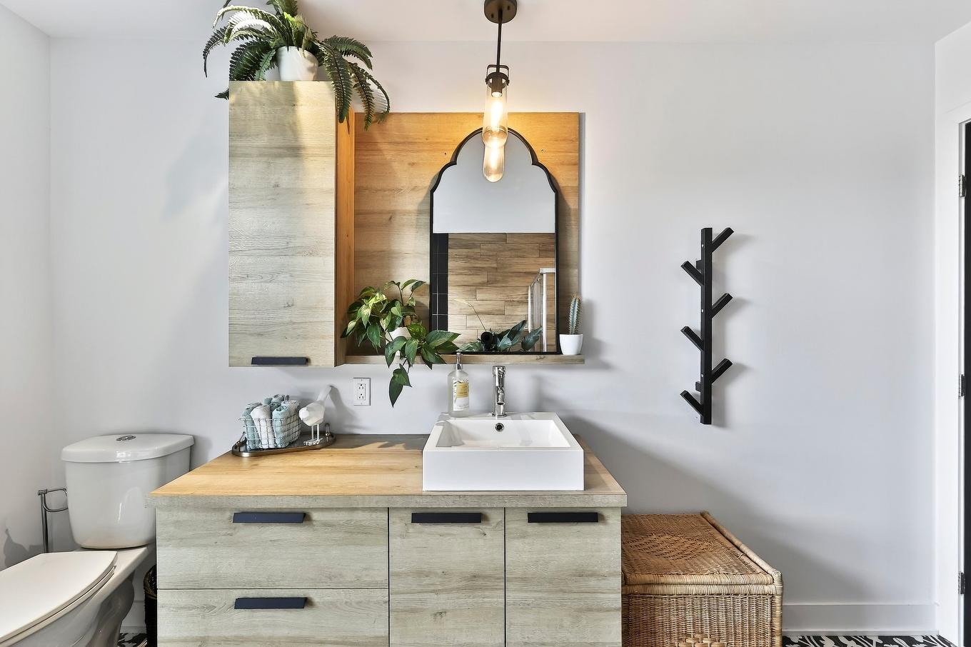 Salle de bains - 131 Av. Du Littoral, Saint-Paul, QC - Indoor Photo Showing Bathroom