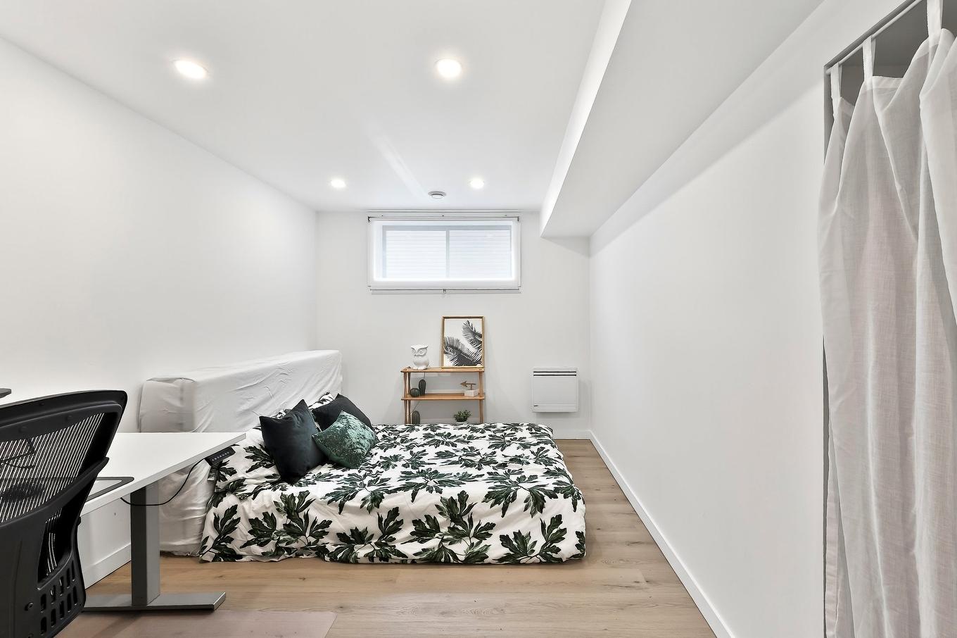 Chambre à coucher - 131 Av. Du Littoral, Saint-Paul, QC - Indoor Photo Showing Other Room