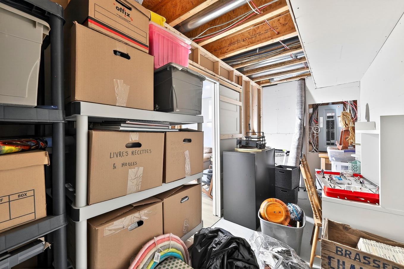 Salle de bains - 131 Av. Du Littoral, Saint-Paul, QC - Indoor Photo Showing Basement