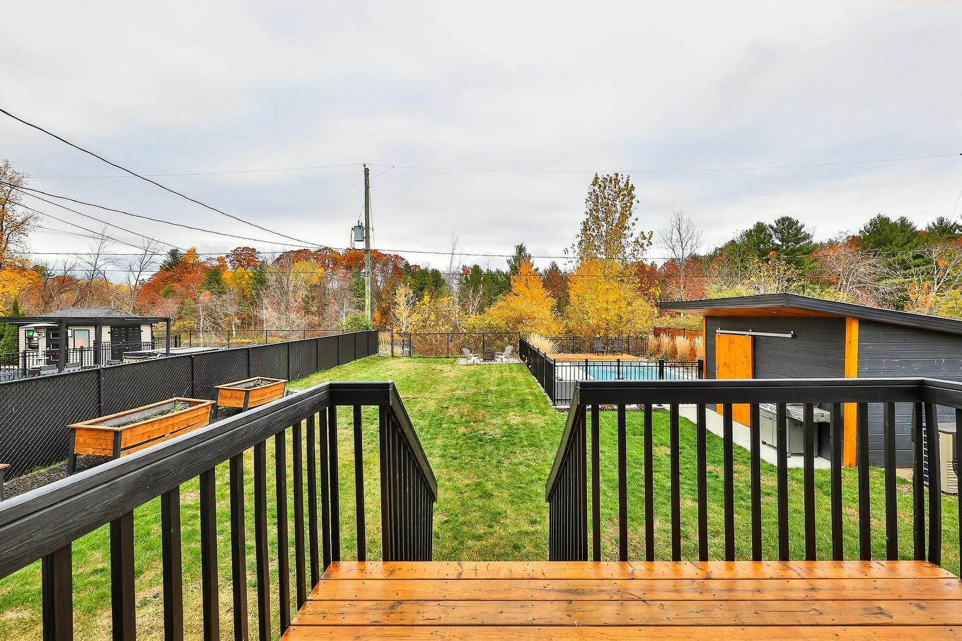 Cour - 131 Av. Du Littoral, Saint-Paul, QC - Outdoor