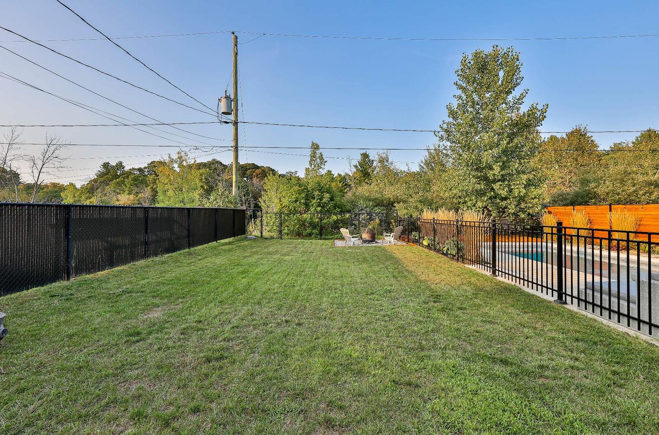 Cour - 131 Av. Du Littoral, Saint-Paul, QC - Outdoor