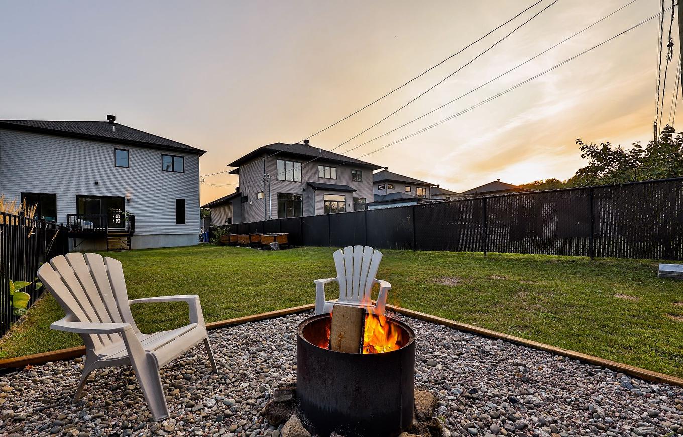 Cour - 131 Av. Du Littoral, Saint-Paul, QC - Outdoor