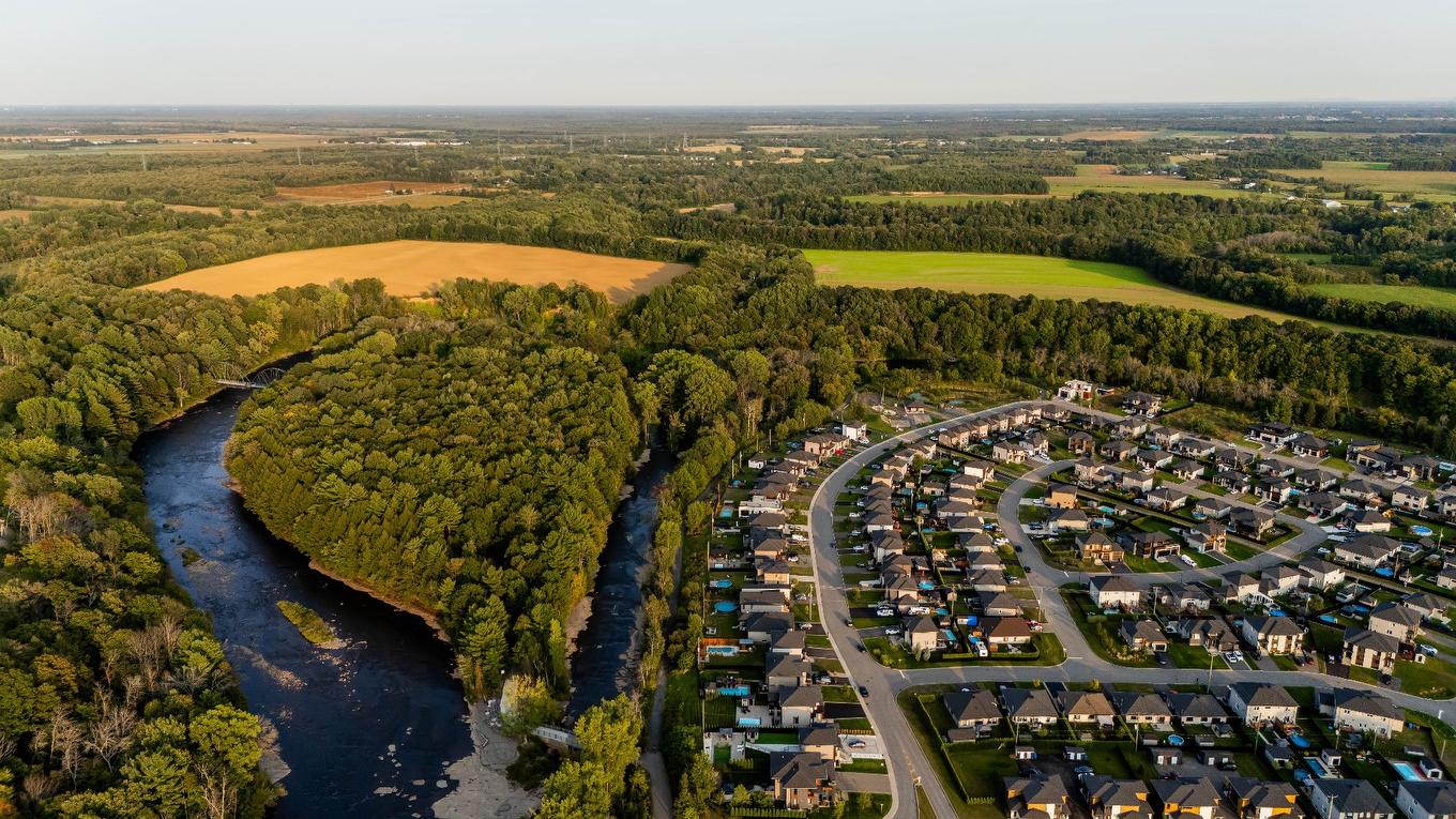 Photo aérienne - 131 Av. Du Littoral, Saint-Paul, QC - Outdoor With View