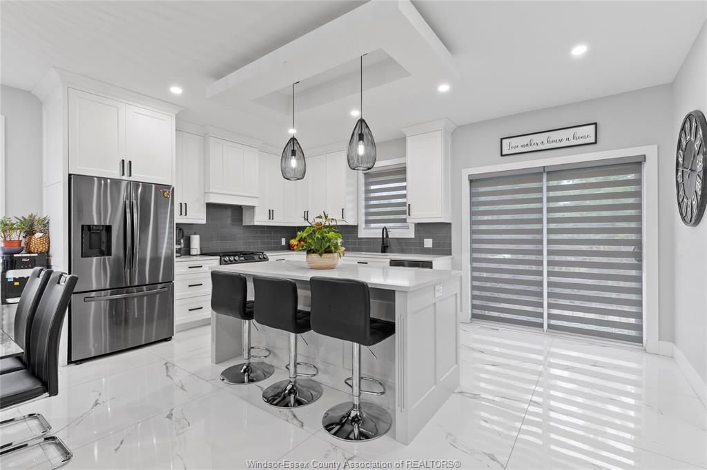 1067 Maple Avenue, Kingsville, ON