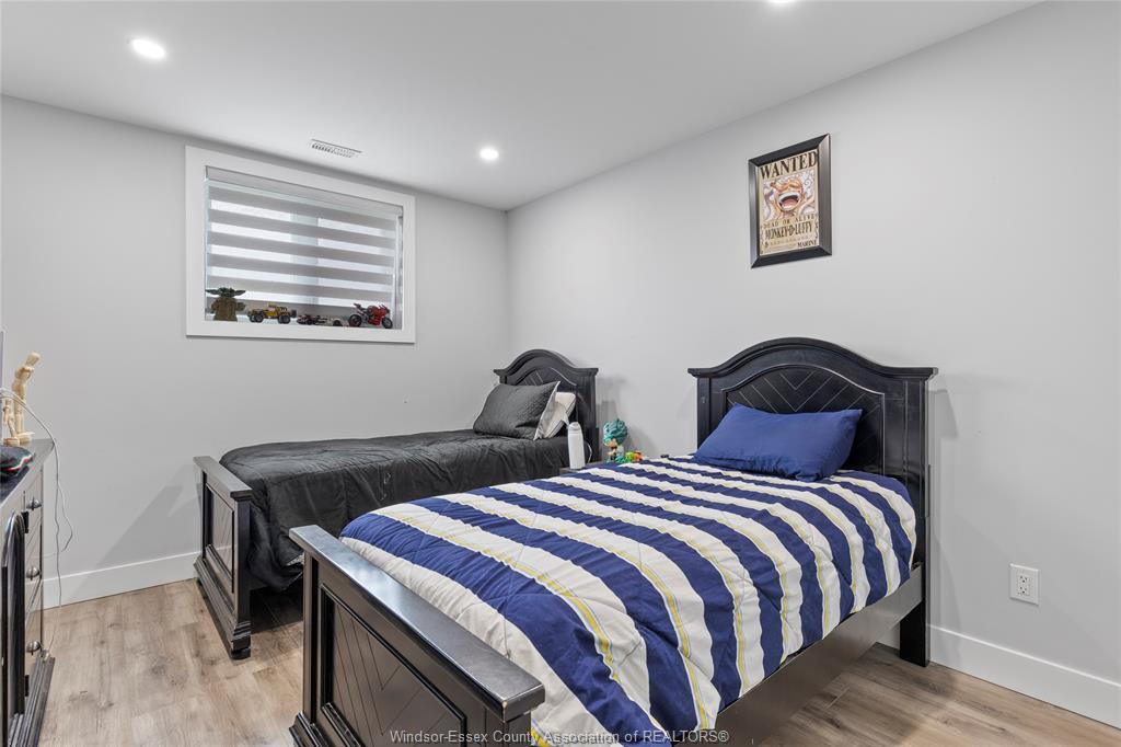 1067 Maple Avenue, Kingsville, ON