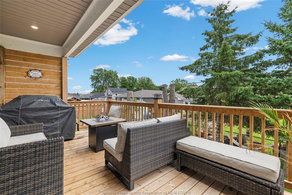 1067 Maple Avenue, Kingsville, ON