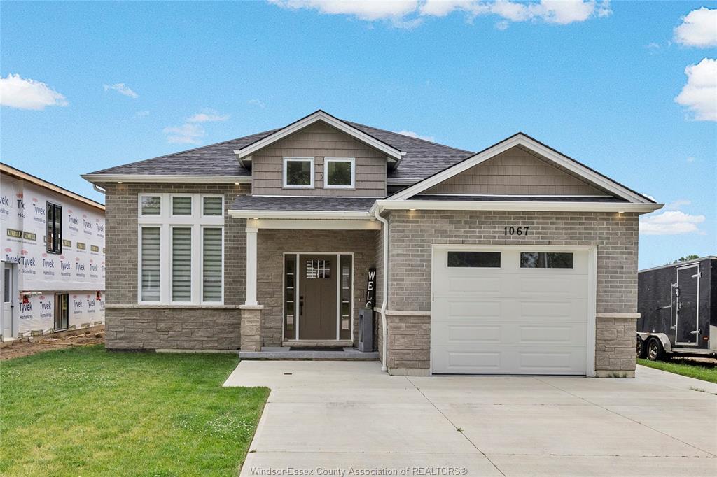 1067 Maple Avenue, Kingsville, ON