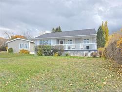 349 Hennessy Bathurst, NB E2A 2N8