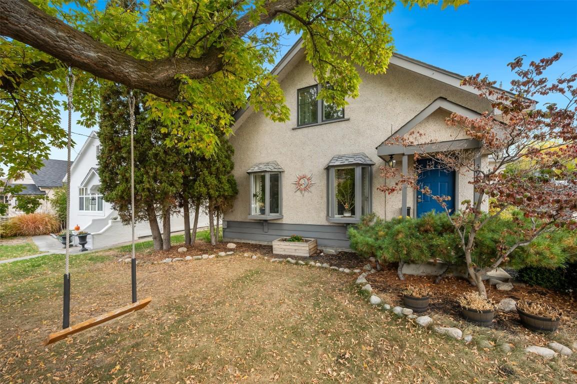 598 Van Horne Street, Penticton, BC - Outdoor