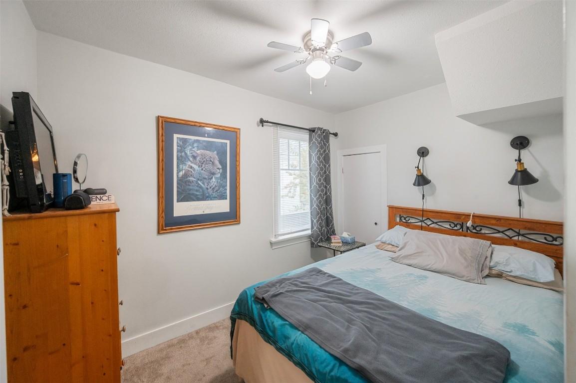 598 Van Horne Street, Penticton, BC - Indoor Photo Showing Bedroom