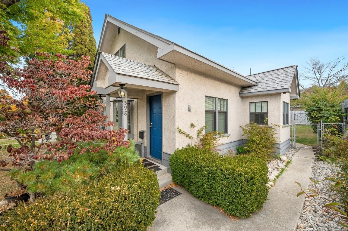598 Van Horne Street, Penticton, BC - Outdoor