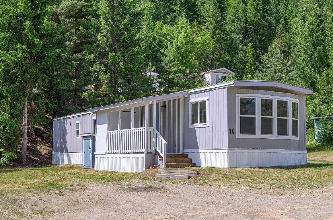 14-851 Old North Thompson Highway, Clearwater, BC