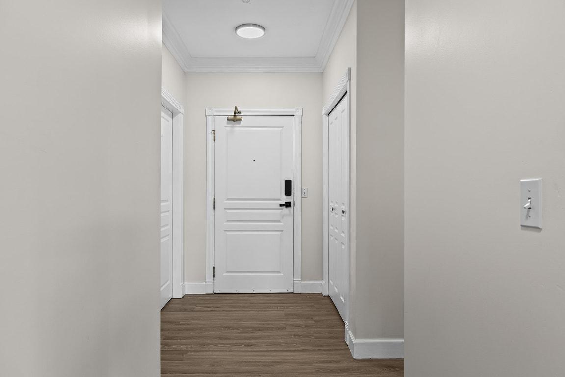 203-1940 Richter Street, Kelowna, BC - Indoor Photo Showing Other Room