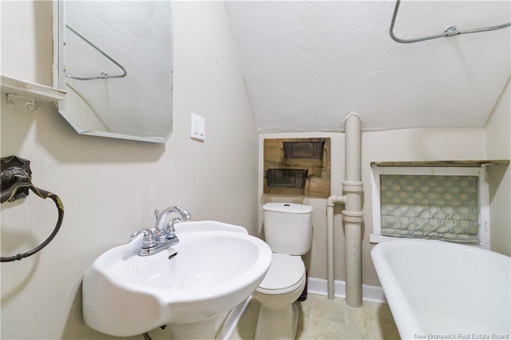 42-44 Edward, Moncton, NB