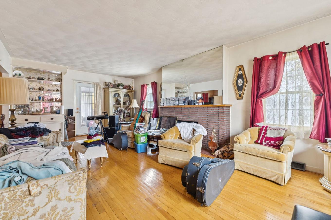 Salon - 572 Rue David, Gatineau (Buckingham), QC - Indoor Photo Showing Living Room