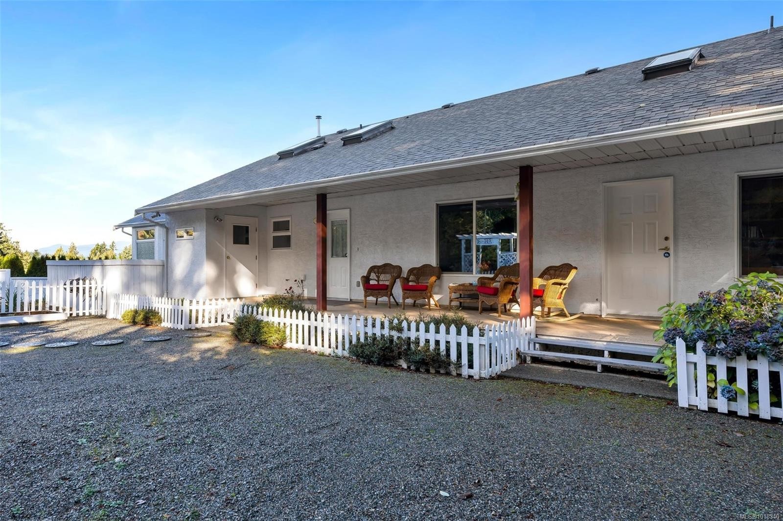 2446 Liggett Rd, Mill Bay, BC
