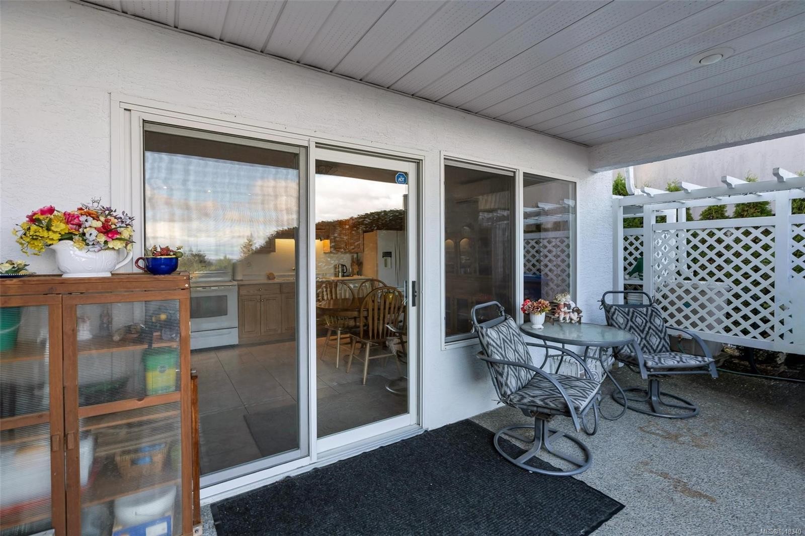 2446 Liggett Rd, Mill Bay, BC