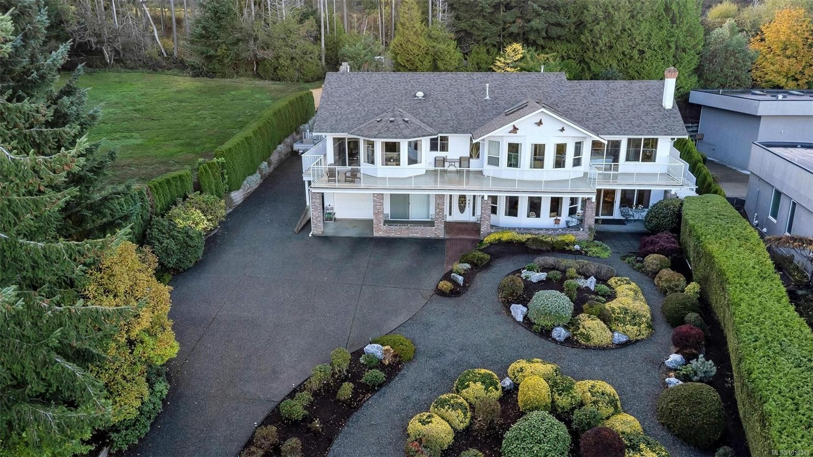 2446 Liggett Rd, Mill Bay, BC