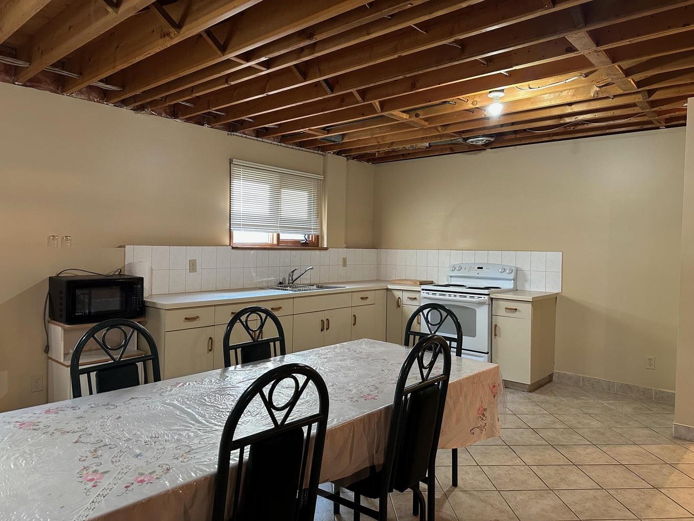 141 Cherry Ridge Road, Thunder Bay, ON - Indoor